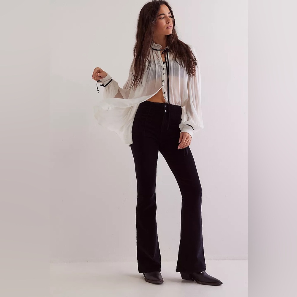NEW Free People Jayde Cord High Rise
Flare 
Size 31